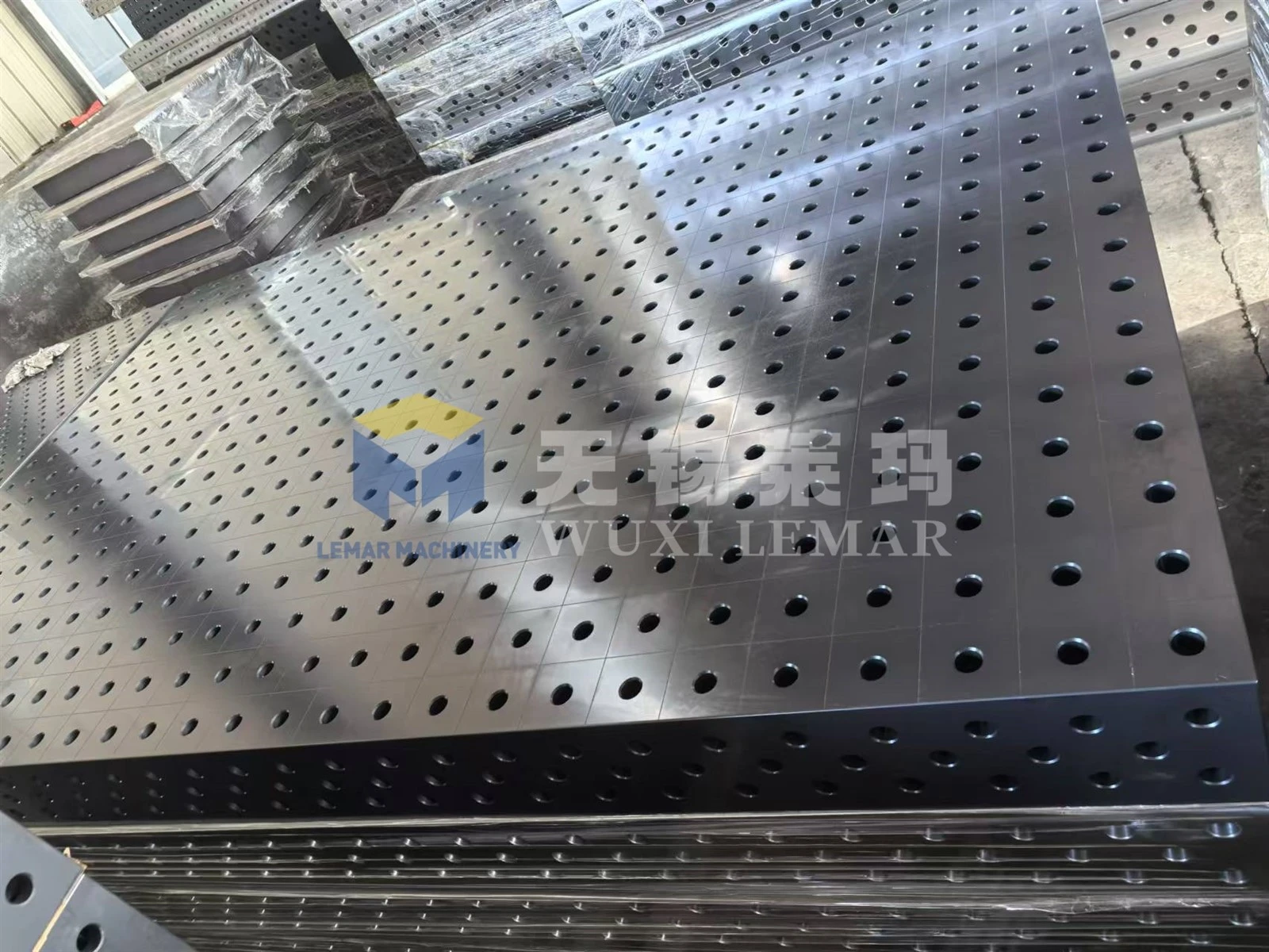 Large Nitrided Welding Table Large Nitrided Welding Table